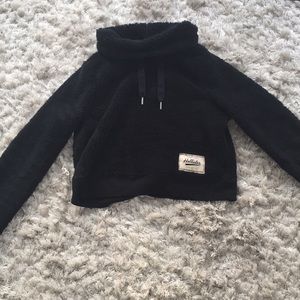 Black Cropped Hollister Sweater